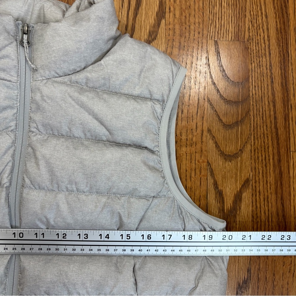 Eddie Bauer Women's CirrusLite Down Vest, Lt Gray Regular L - Picture 8 of 10